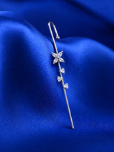 Floral Trail Ear Needle Pins