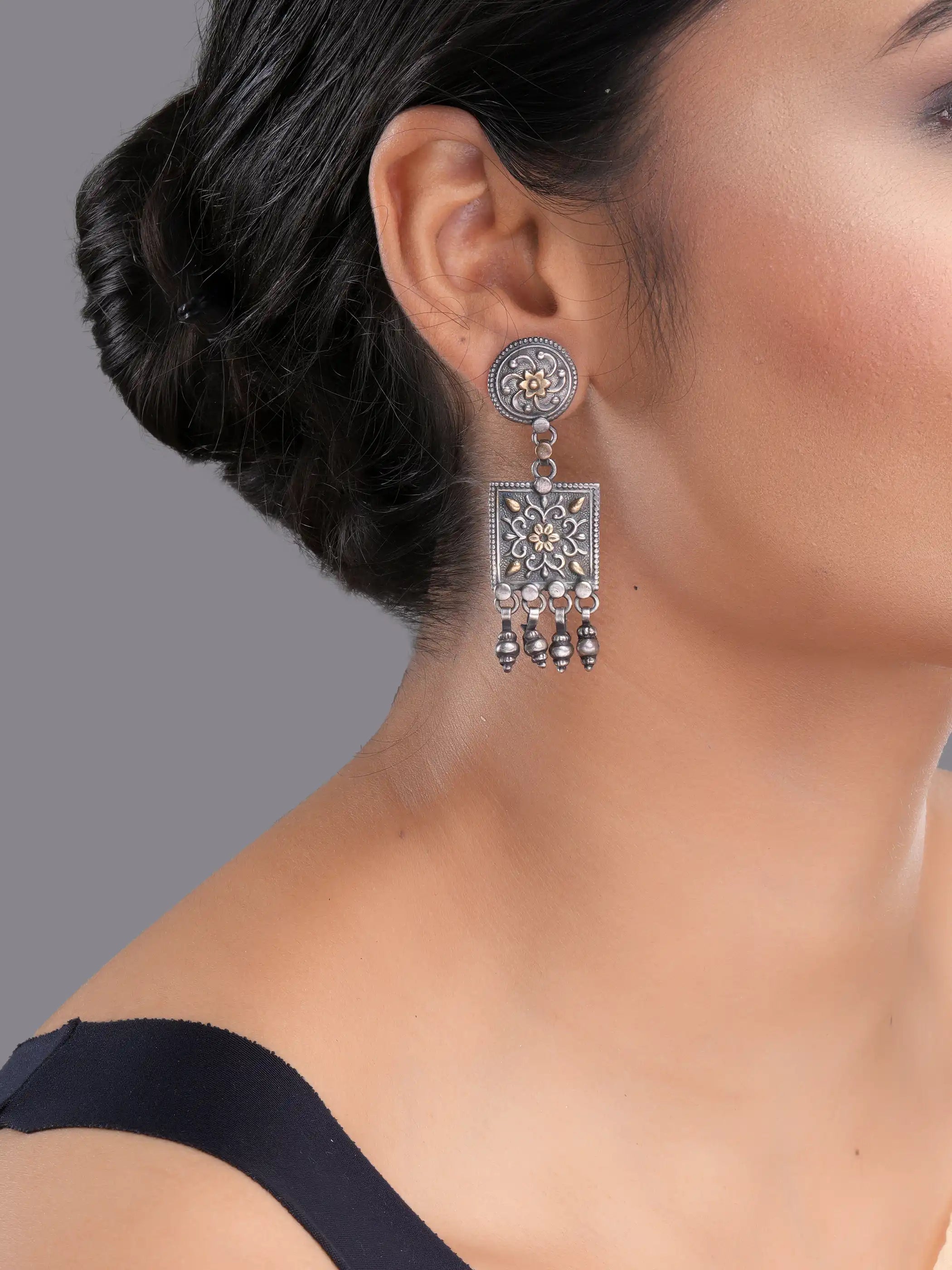 925 silver dual-tone floral square drop earrings with gold accents and dangling beads