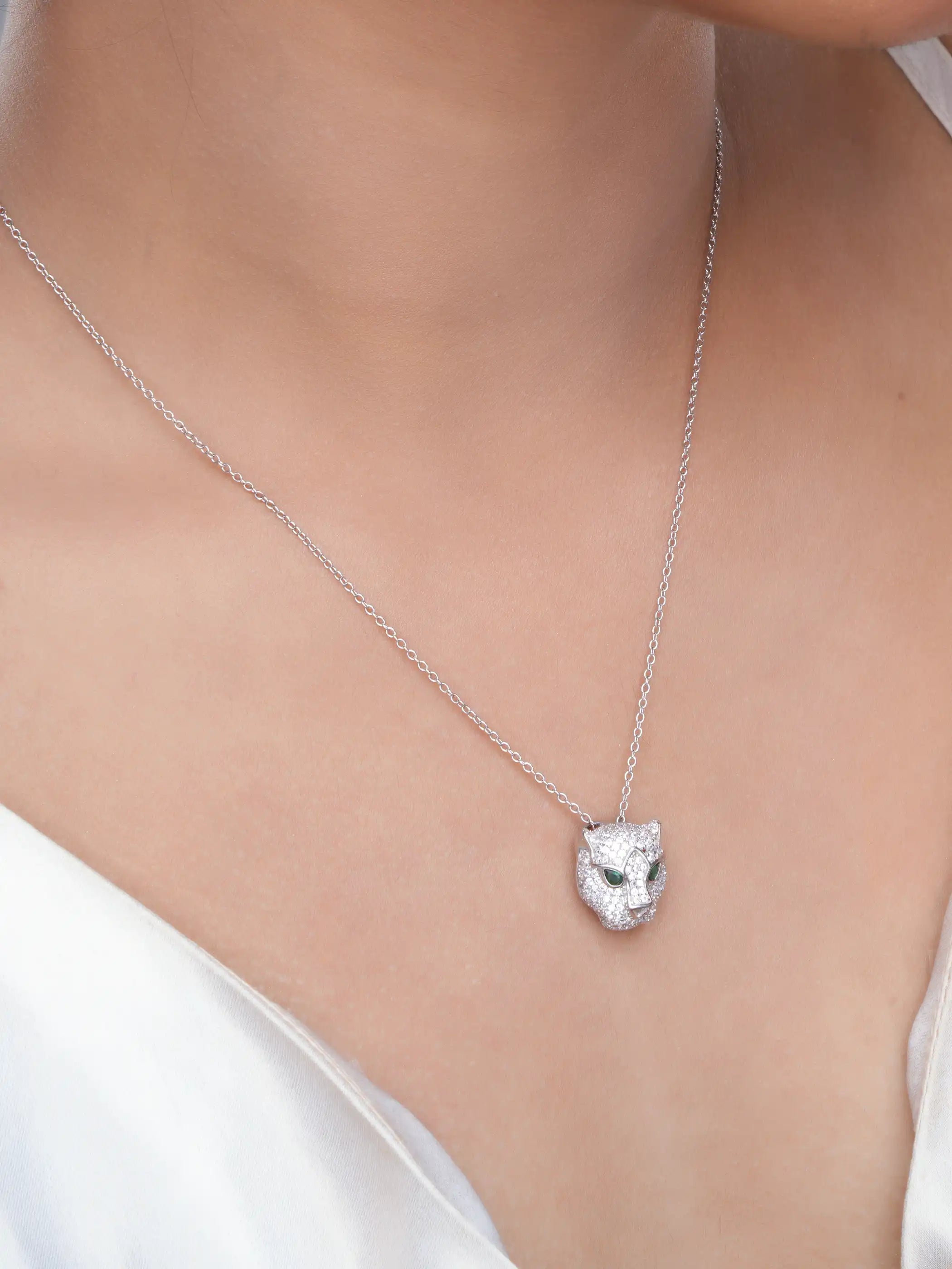 925 silver lion head pendant necklaces in a set of four with detailed chain design