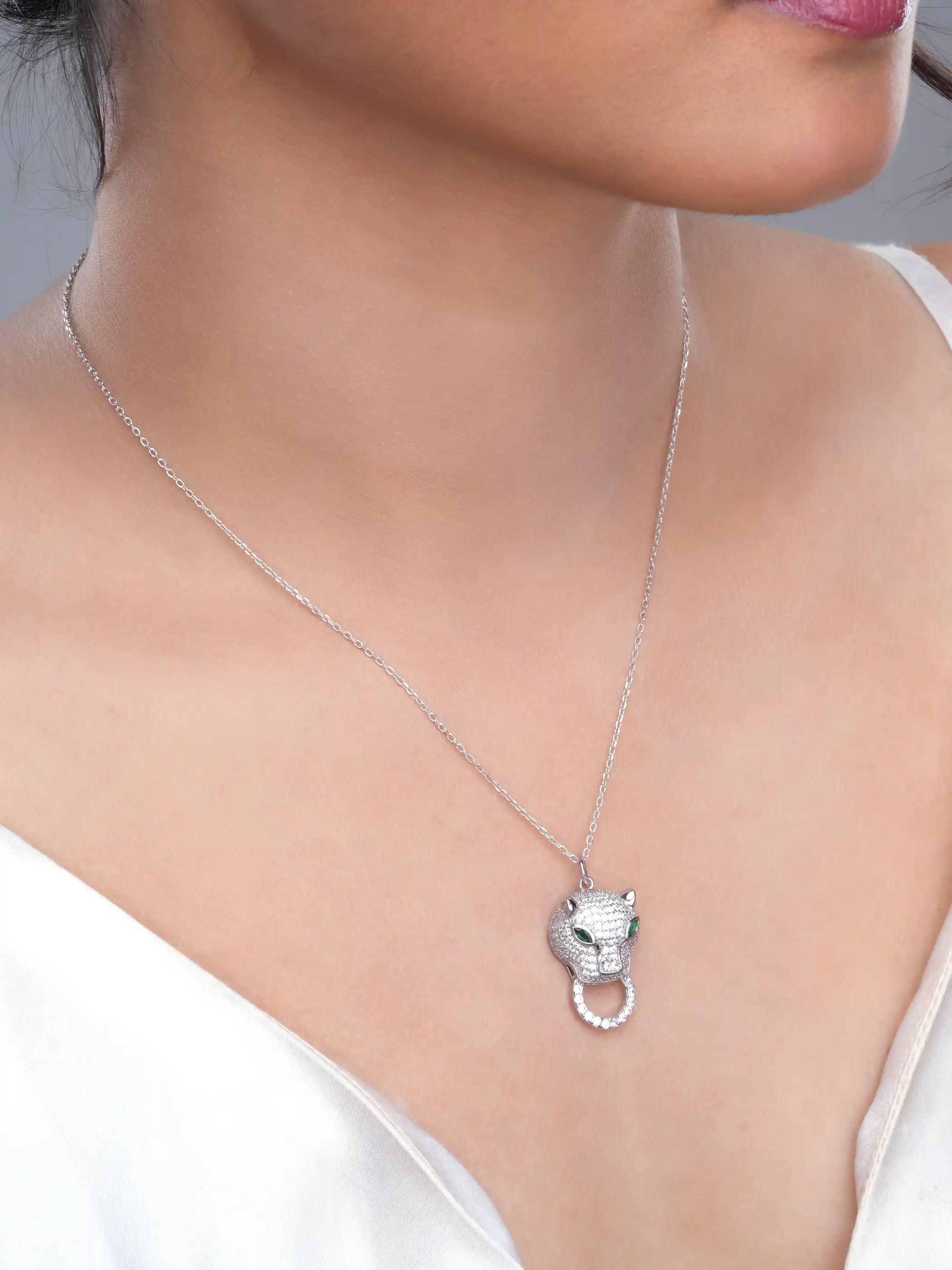 925 silver panther head pendant necklaces in a set of three with sleek chains