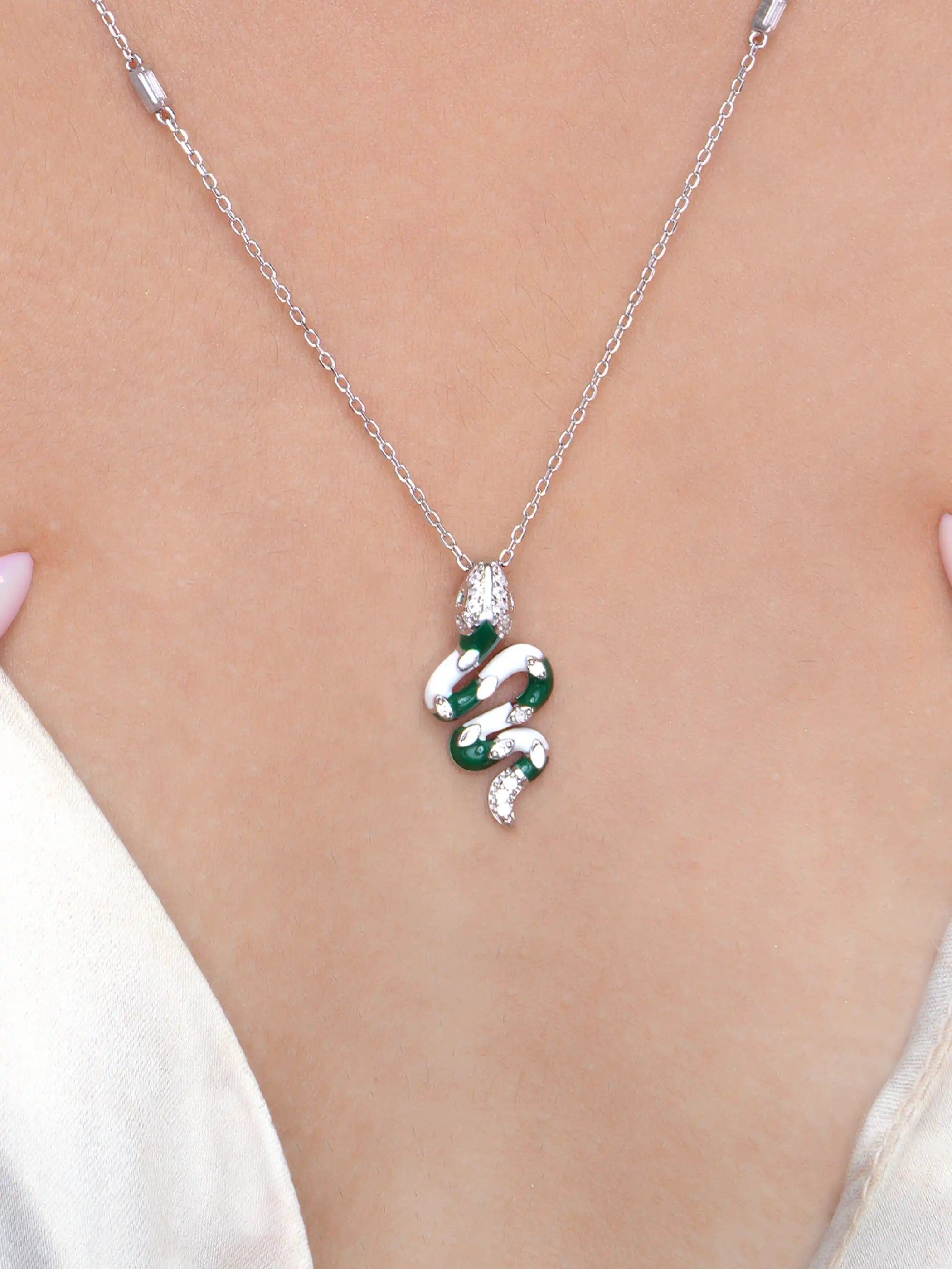 925 silver rose pendant necklaces with delicate chains in a set of four