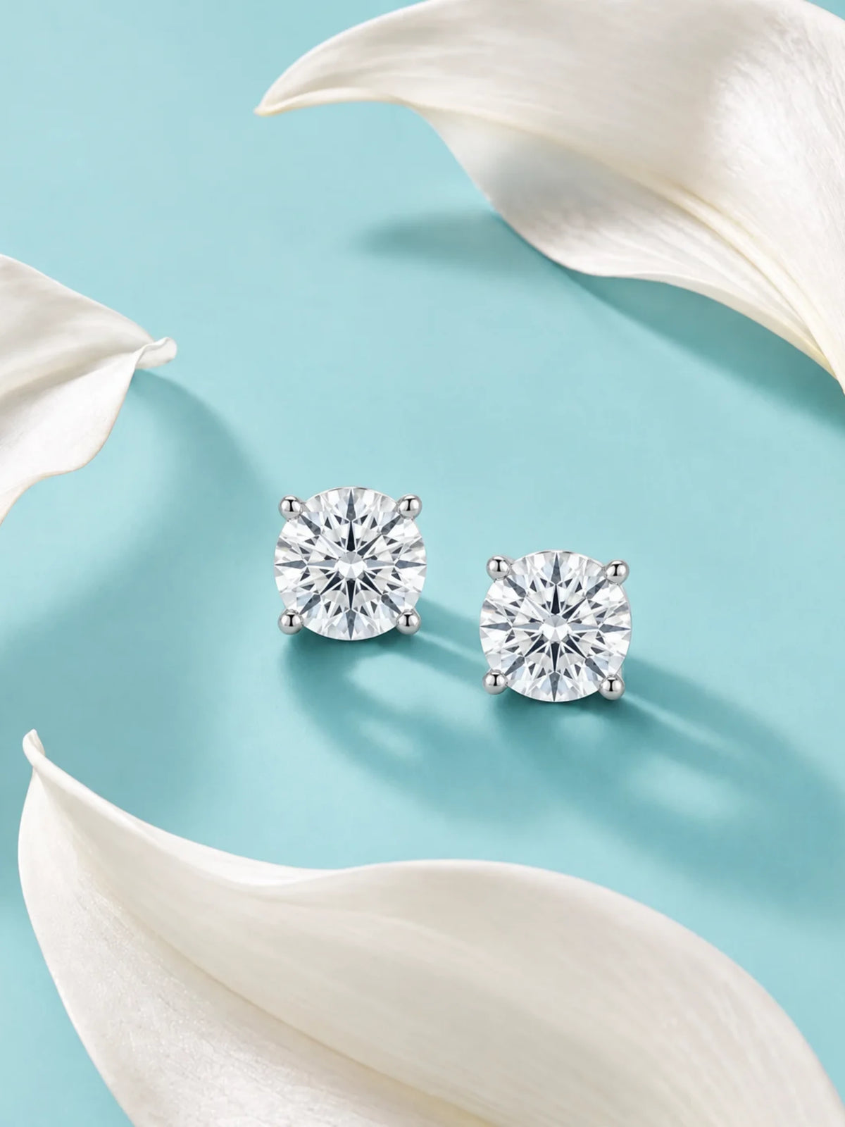 Classic Round Solitaire Stud Earrings
