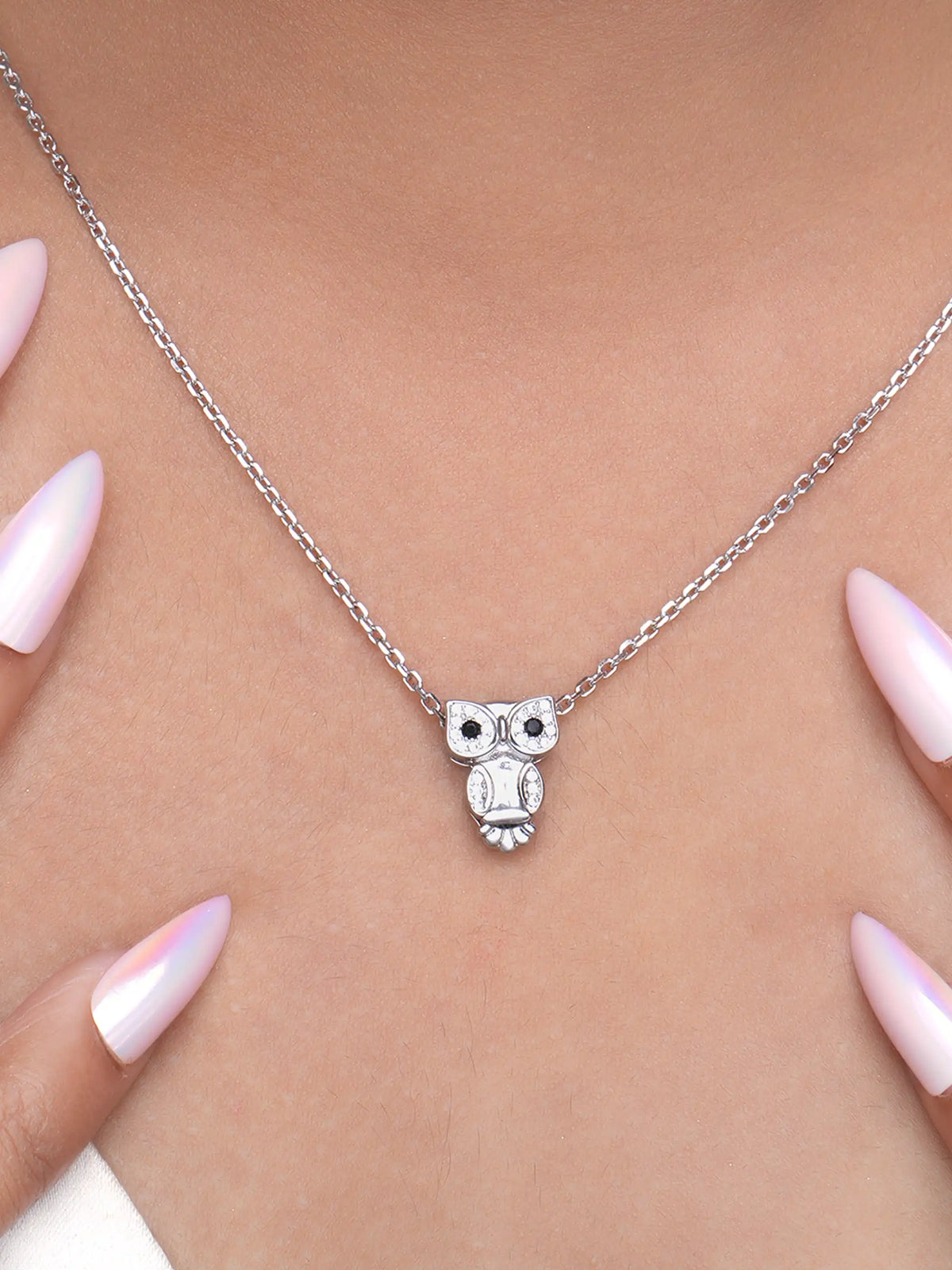 925 silver owl pendant necklace with crystal-studded detailing on a fine chain