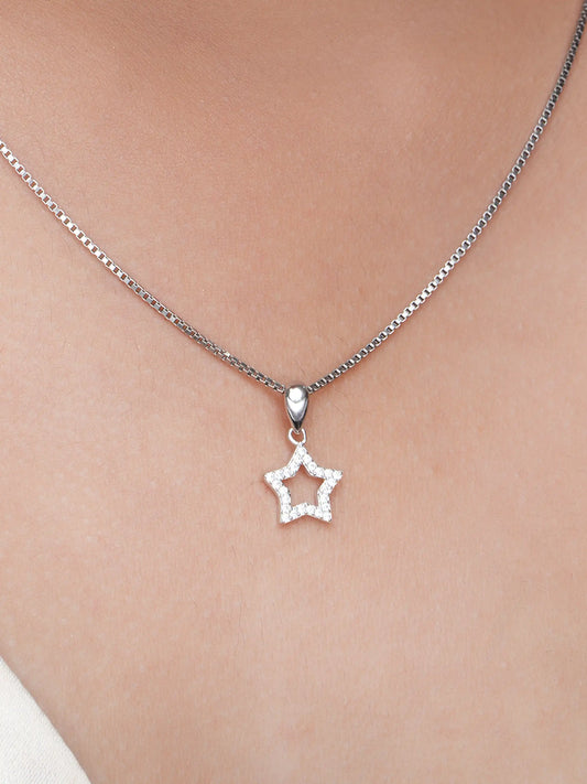 925 silver star-shaped pendant with crystal-studded open design and polished bail detailing